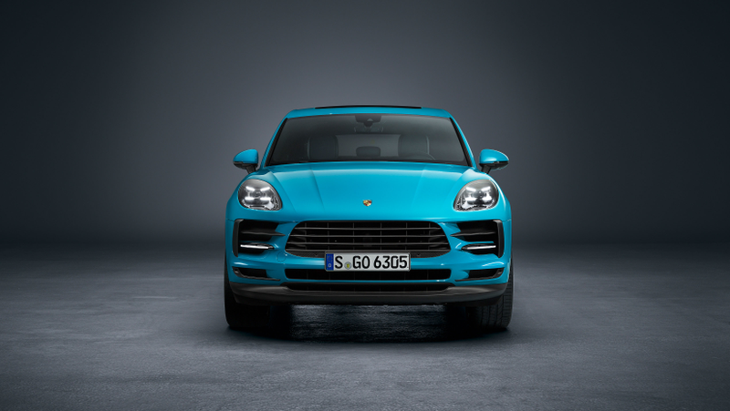 Illustration for article titled The 2019 Porsche Macan Gets an Enormous New Tail Light